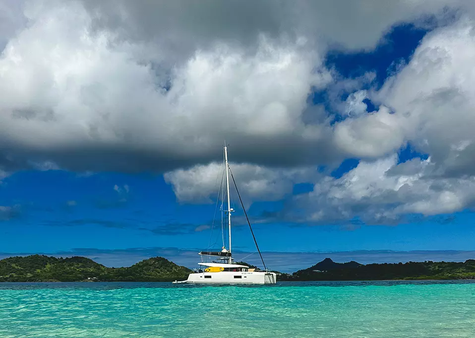 Sailing in the Cold Season – Tips to Face Its Challenges at Best